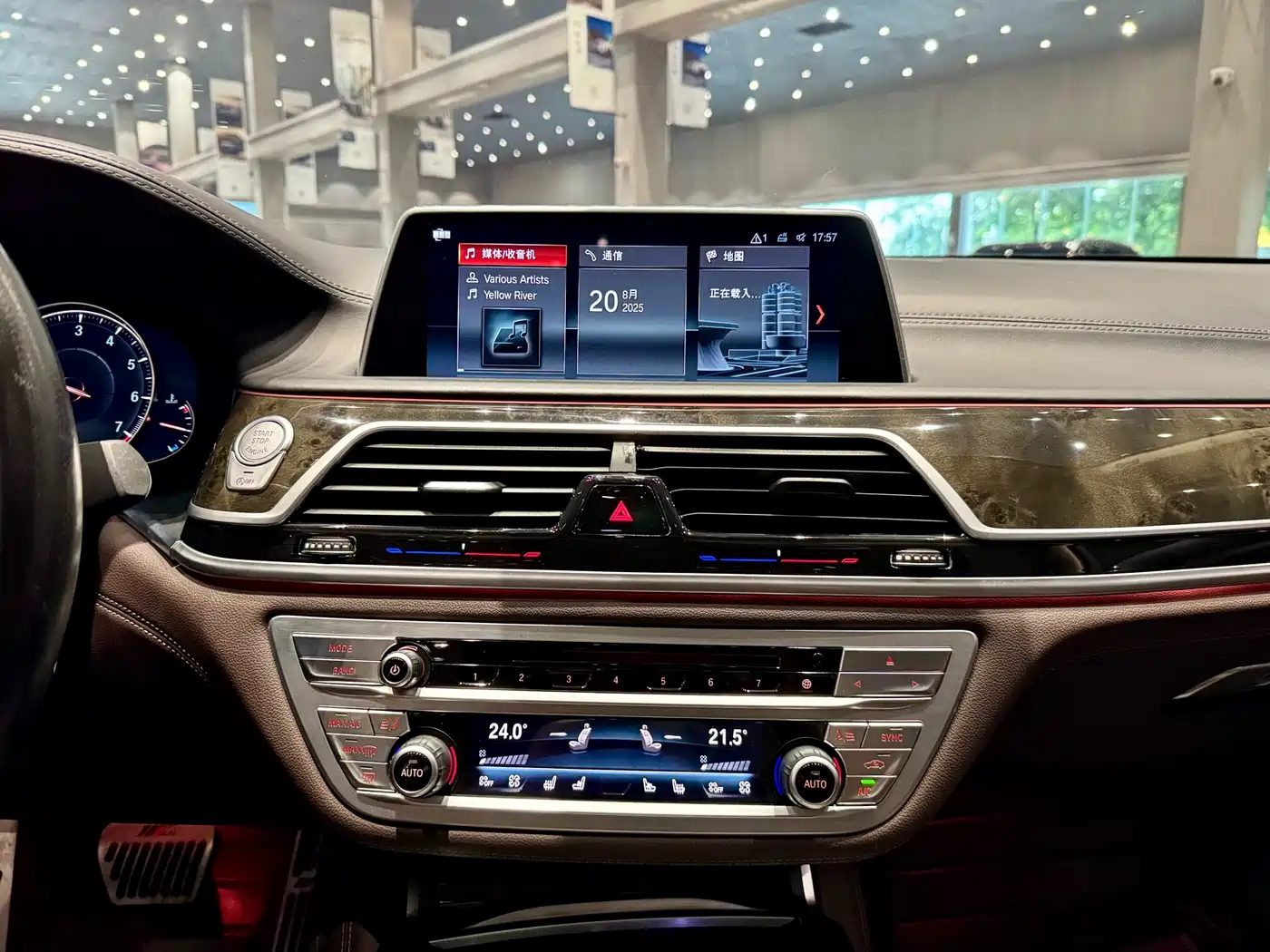 BMW 7 Series 2018 730Li Premium Type Excellence Package фото 8
