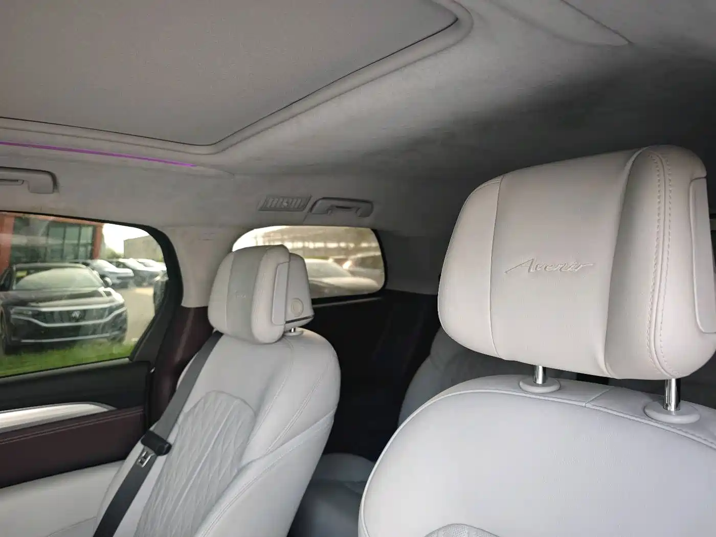 Фото 29 - Buick GL8