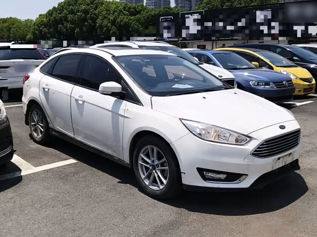 Photo 22 - Ford Focus