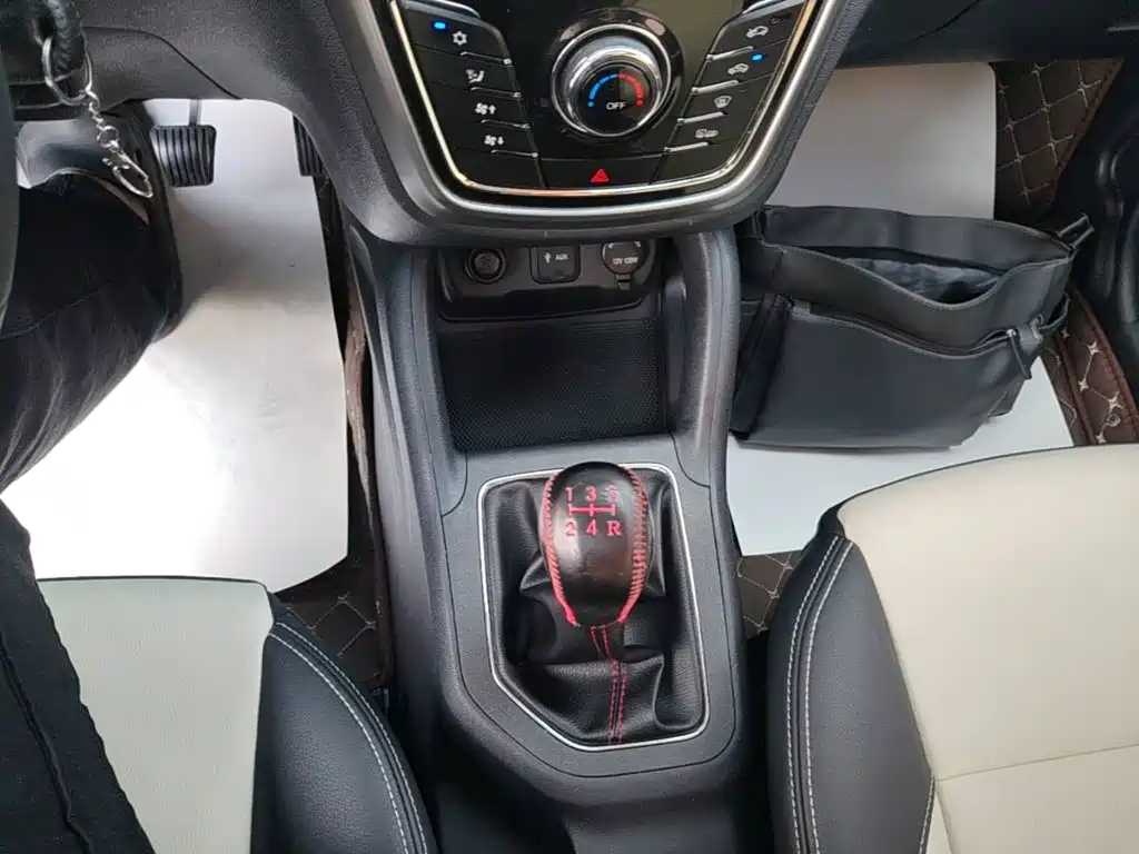 Changan CS35 2019 2017 1.6L Manual Luxury