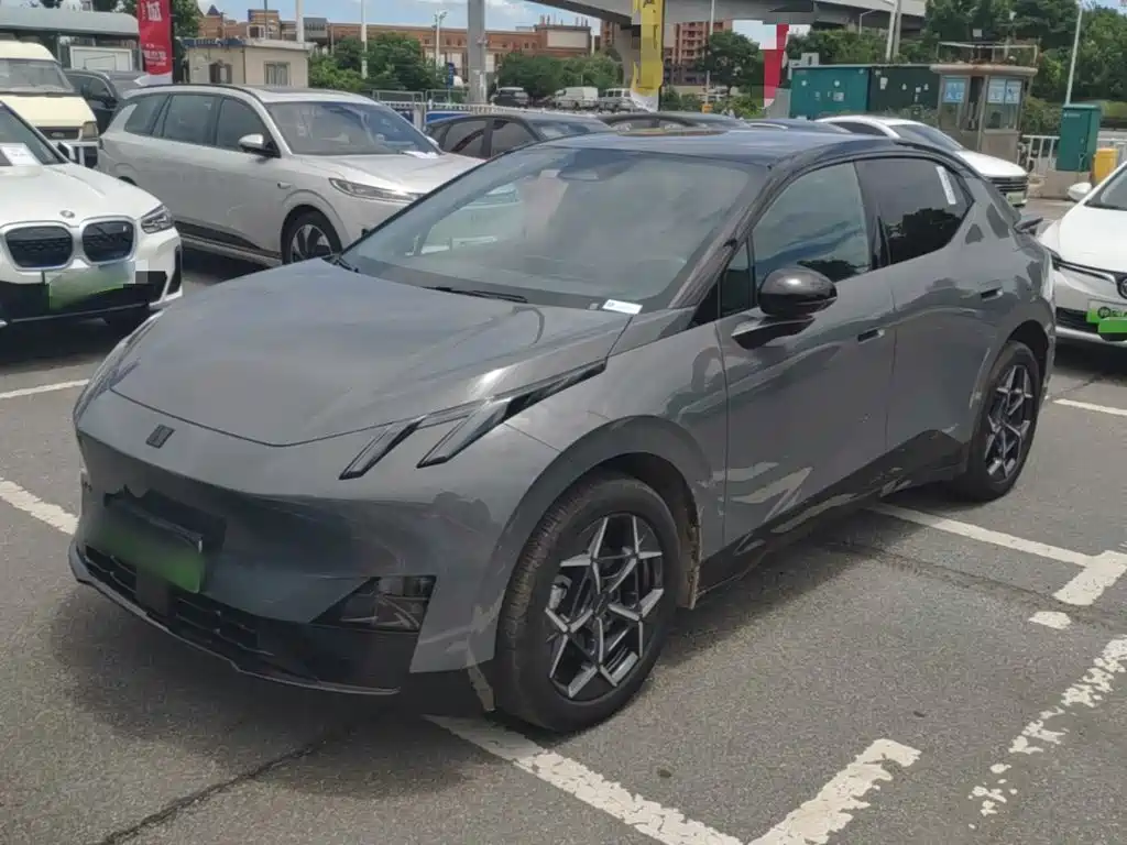 Lynk & Co Z20 2025