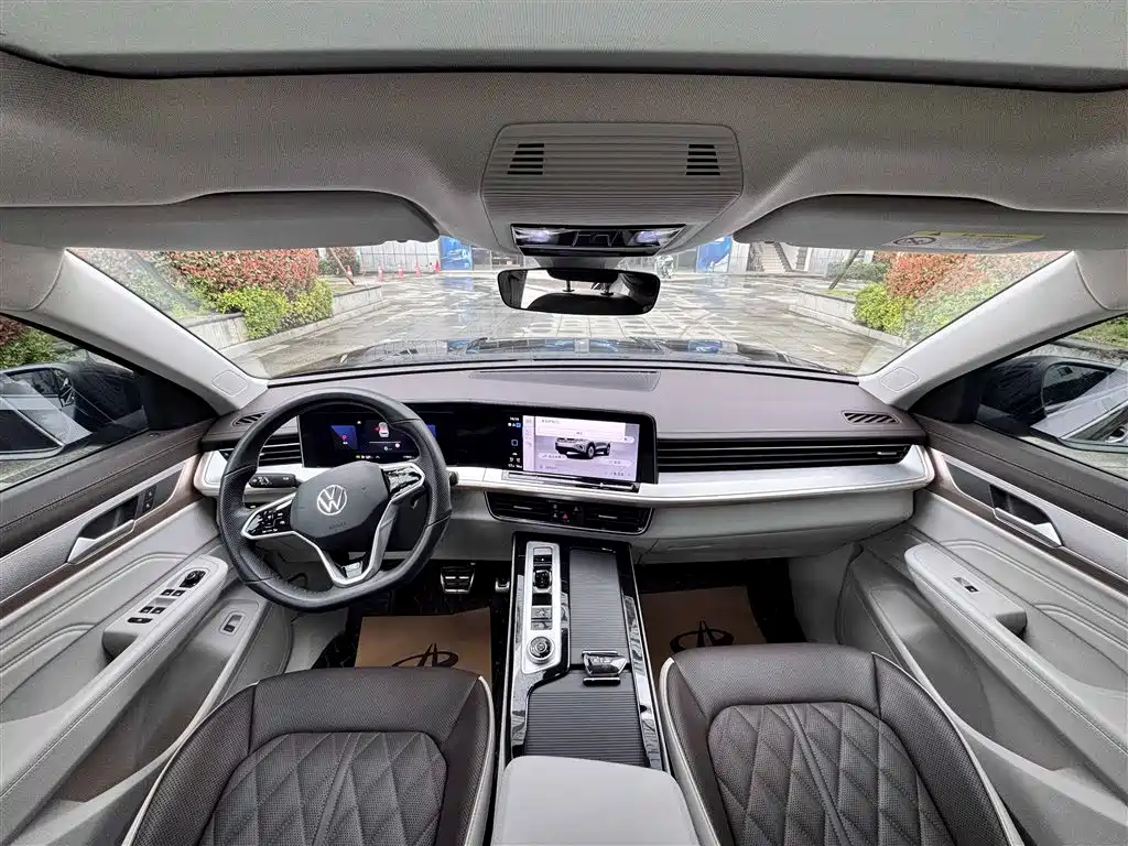 Volkswagen Talagon 2023 380TSI 4WD R-Line Touring Edition фото 8