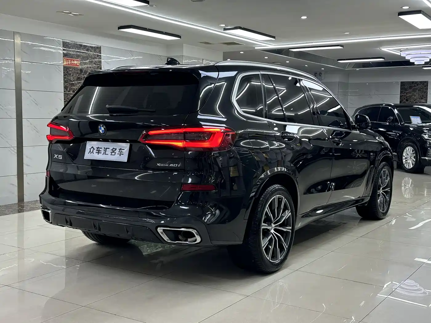BMW X5 (Import) 2019 xDrive40i M Sport Package фото 6