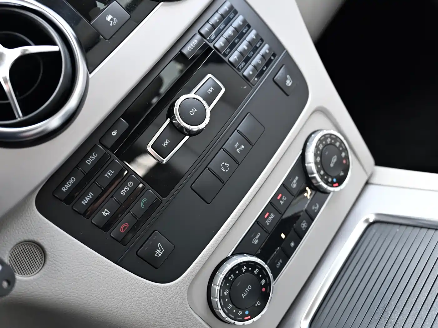 Mercedes-Benz GLK-Class 2013 GLK 300 4MATIC Dynamic фото 7