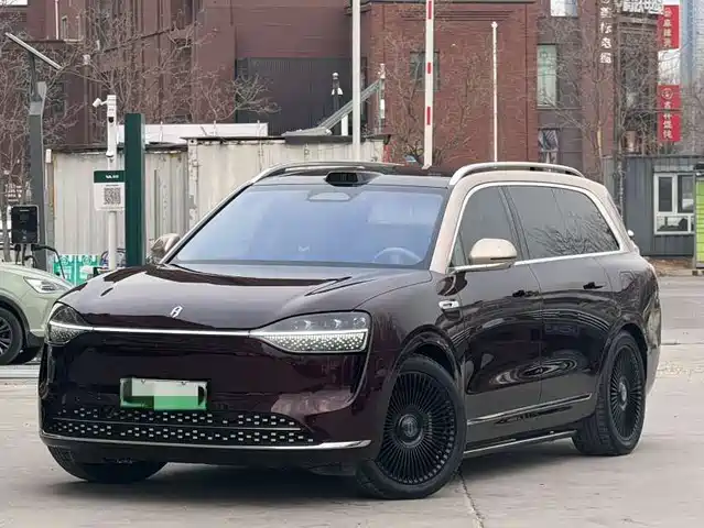 AITO ASK THE WORLD M9