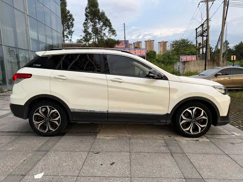 BAIC Beijing EX5 2019 2019 Yuechao Edition