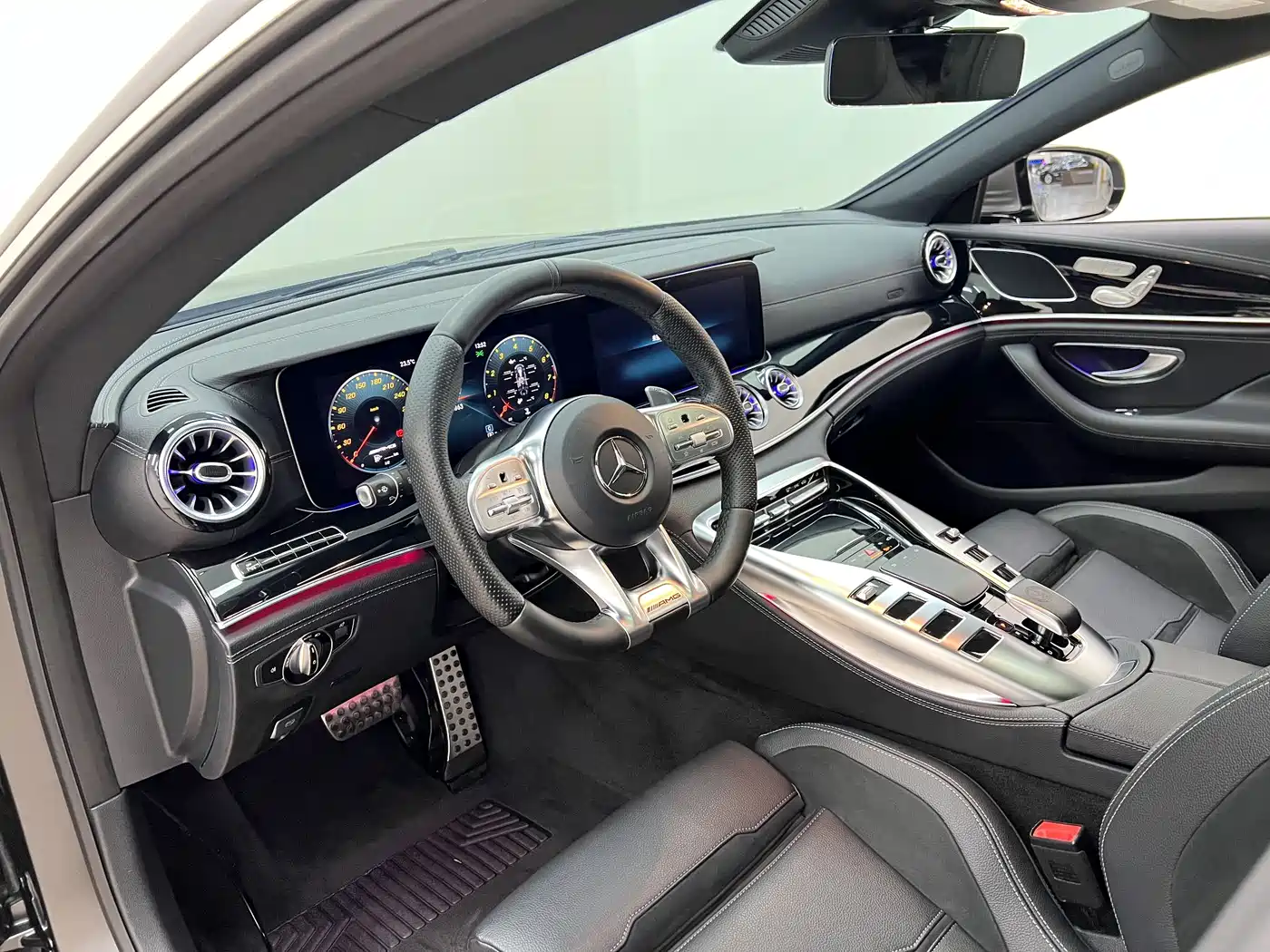 Mercedes-Benz AMG GT 2019 AMG GT 50 4-Door Coupe фото 12