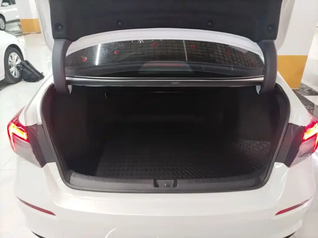 Honda Civic 2025 2023 240TURBO CVT Dynamic Edition
