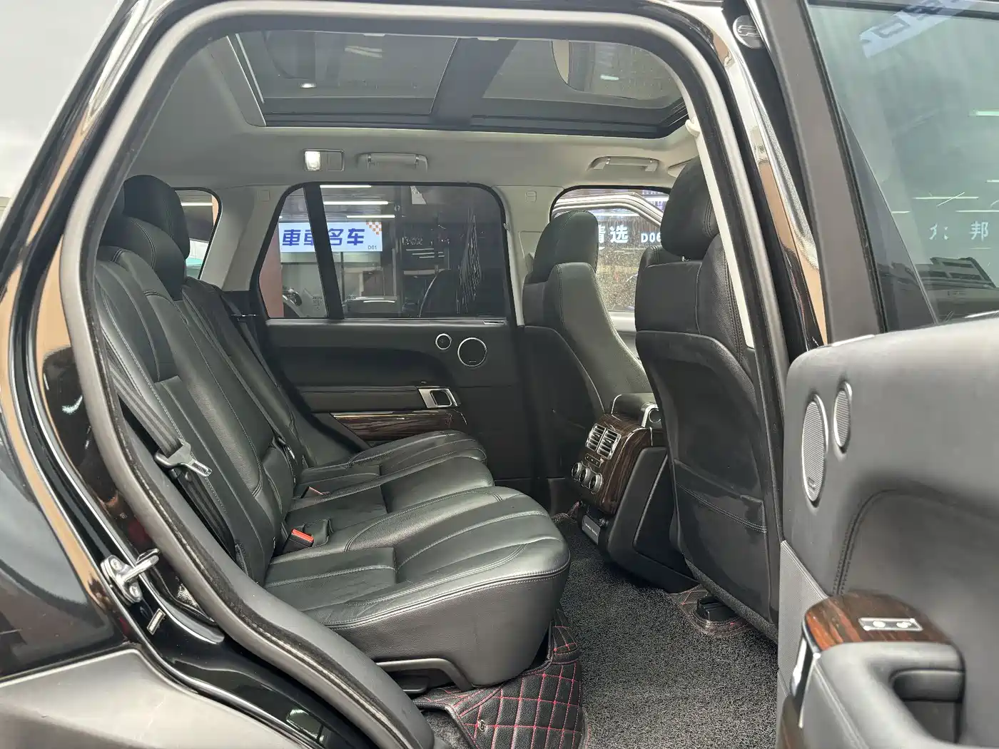 Land Rover Range Rover 2017 3.0 SC V6 Vogue фото 15