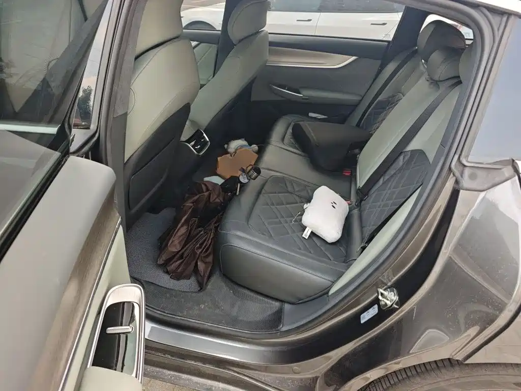 صورة 13 - Changan Qiyuan A07