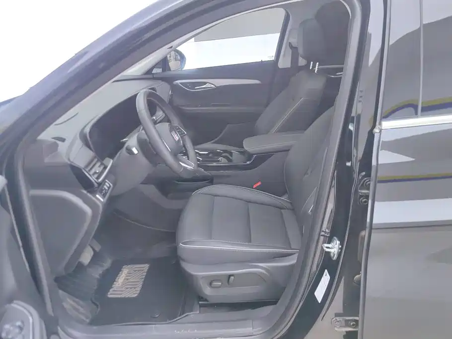 Фото 9 - Buick Envision Plus