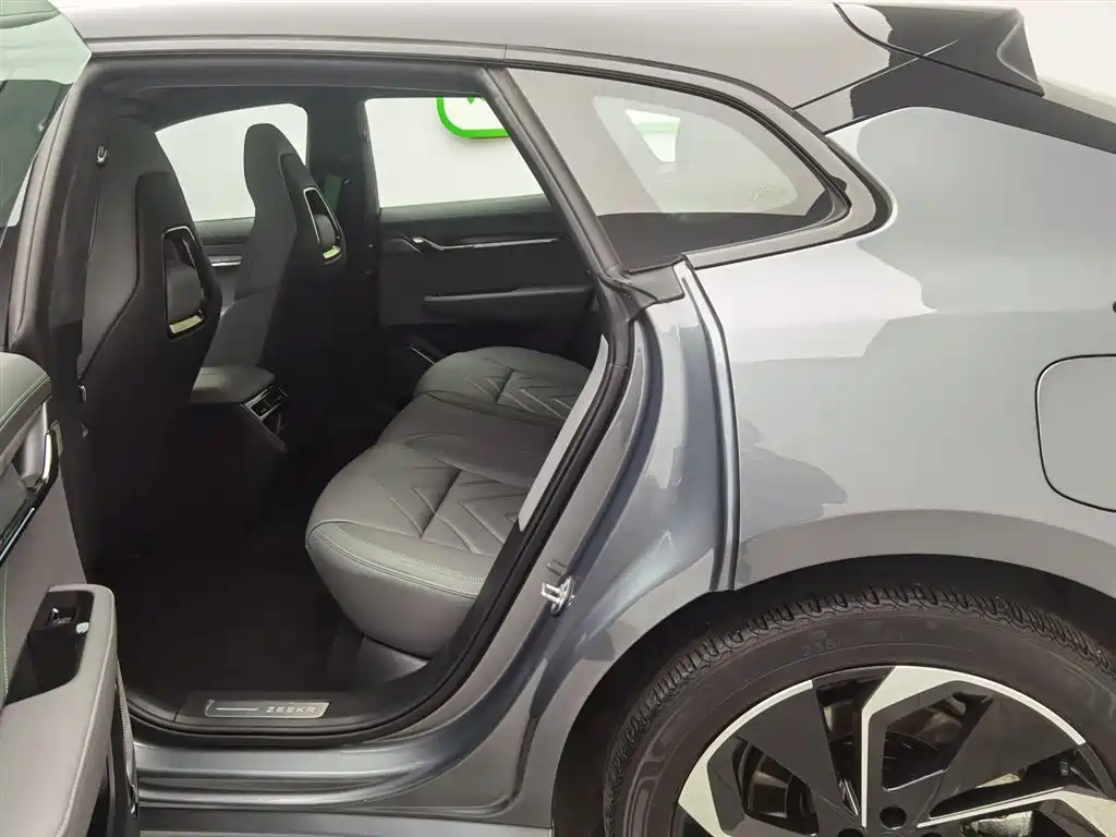 ZEEKR EXTREME KRYPTON 001