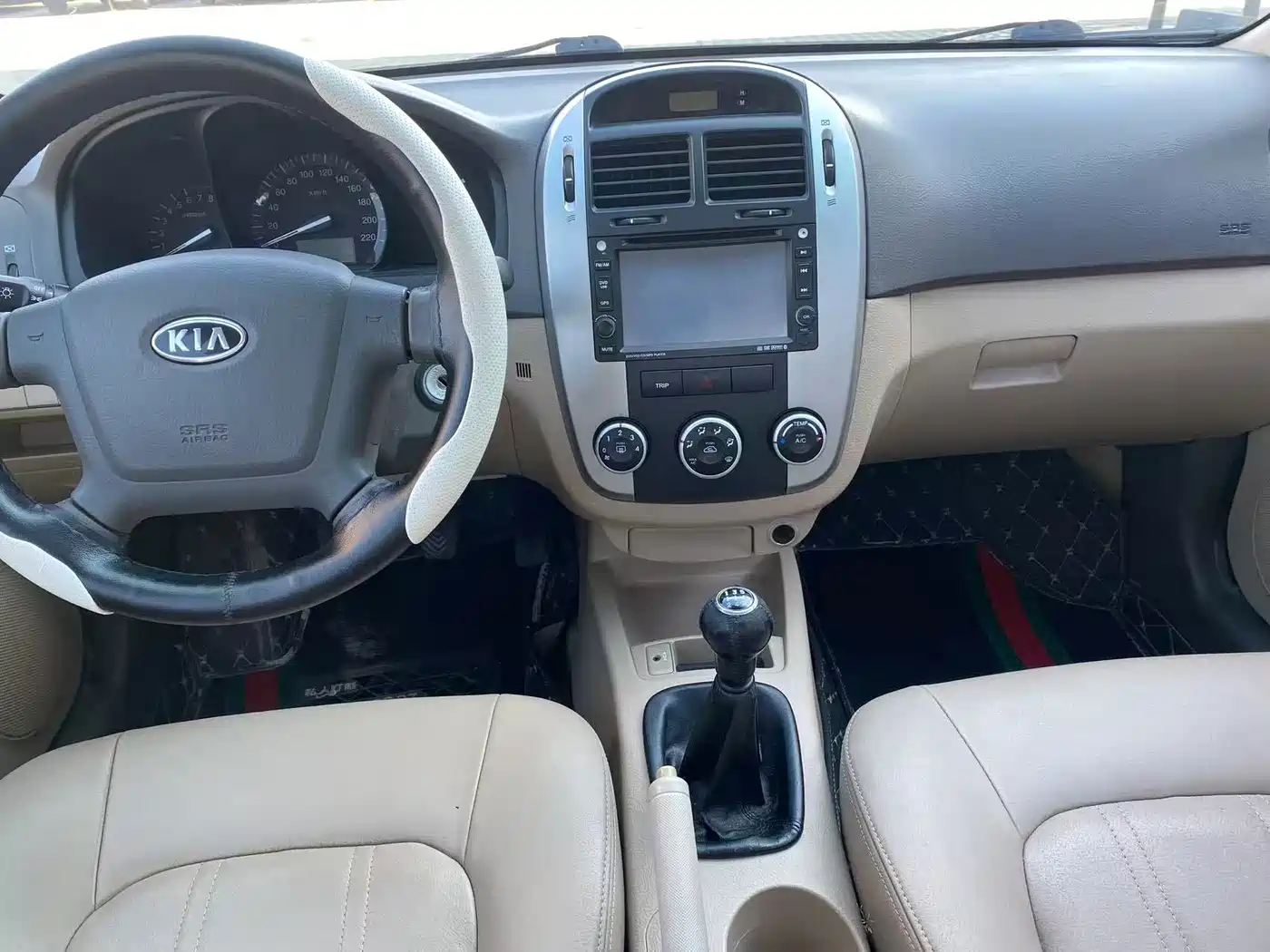 Kia Cerato 2010 2010 1.6L MT GLS