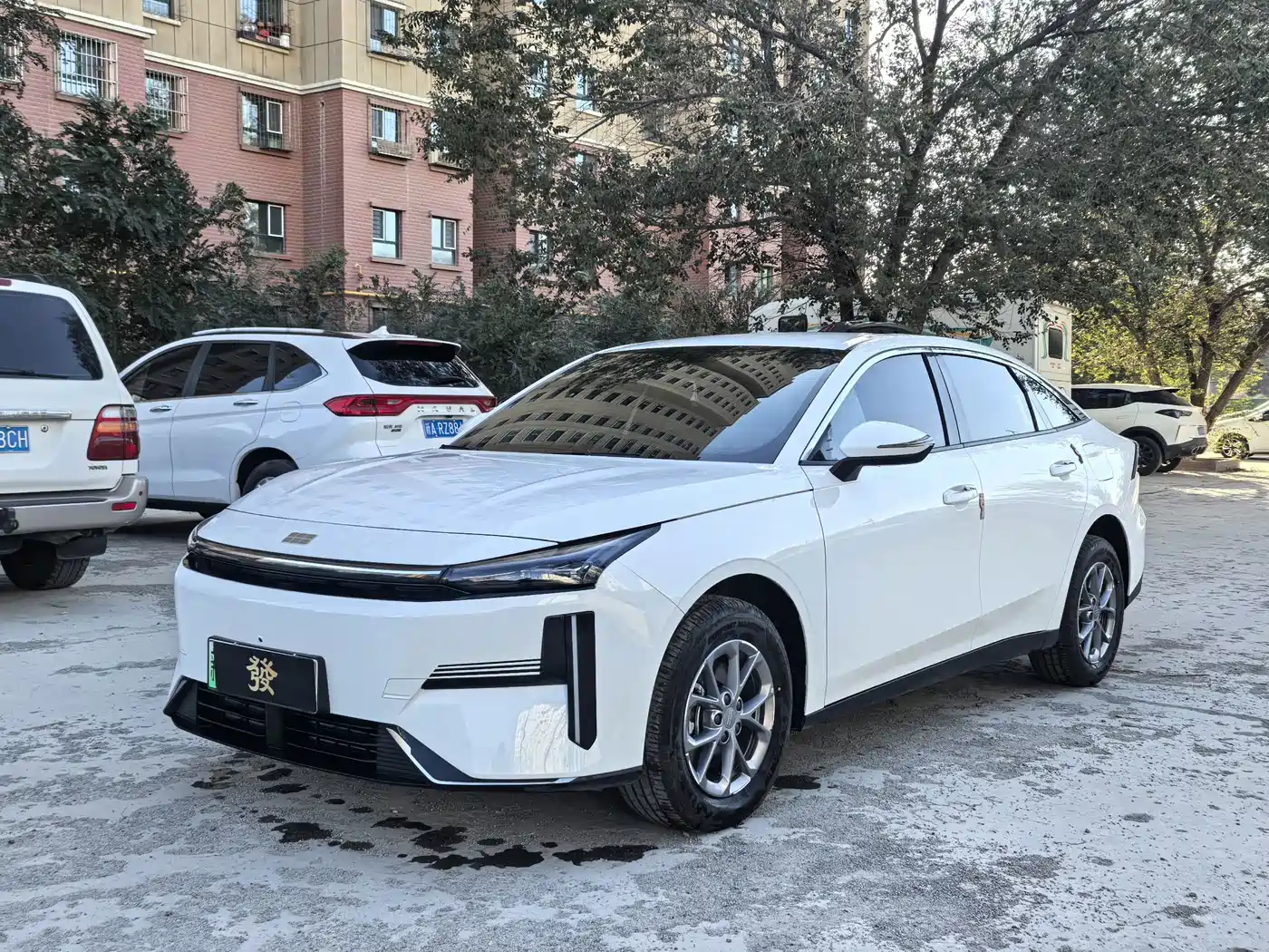 Geely Galaxy Galaxy L6 2026 2025 EM-i 60km Voyage Edition