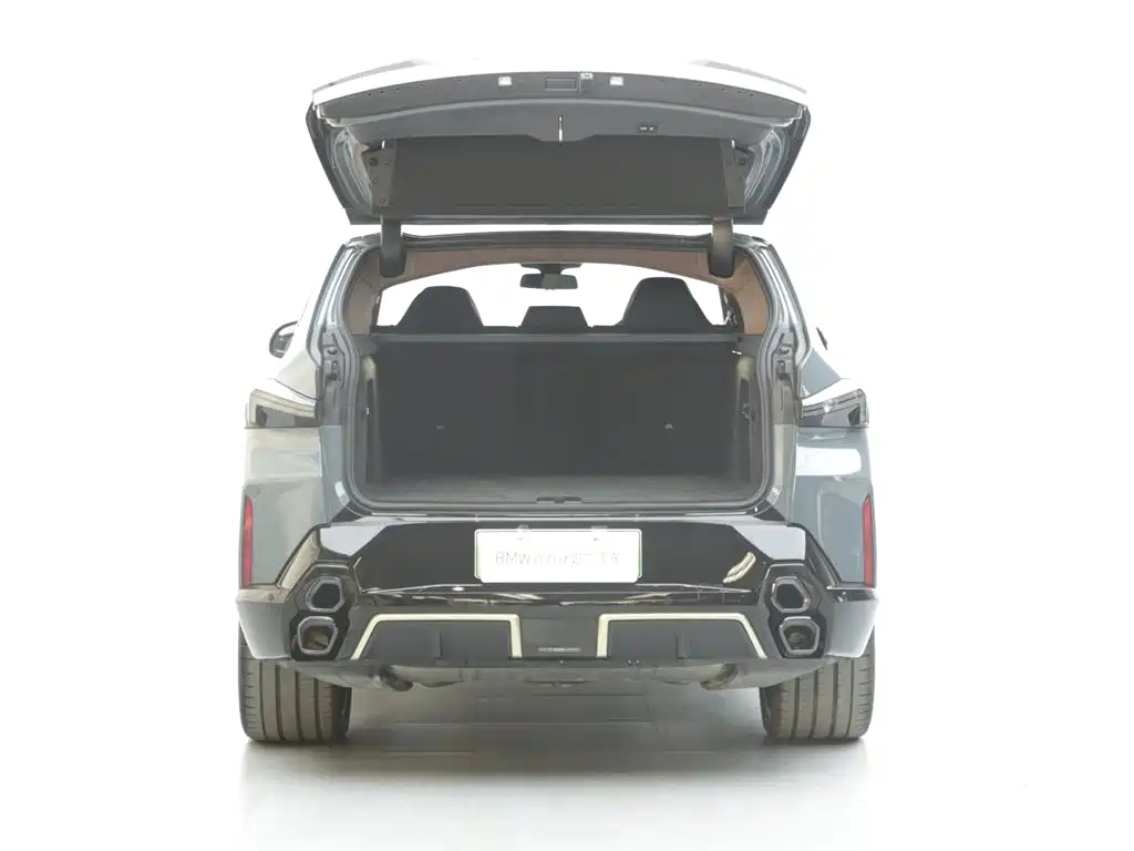 BMW XM 2023 2023 Model Base