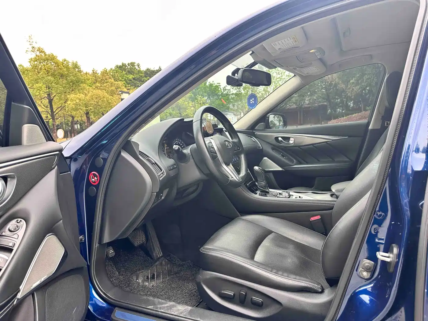 Infiniti Q50L 2021 2018 2.0T Premium Edition (China VI)