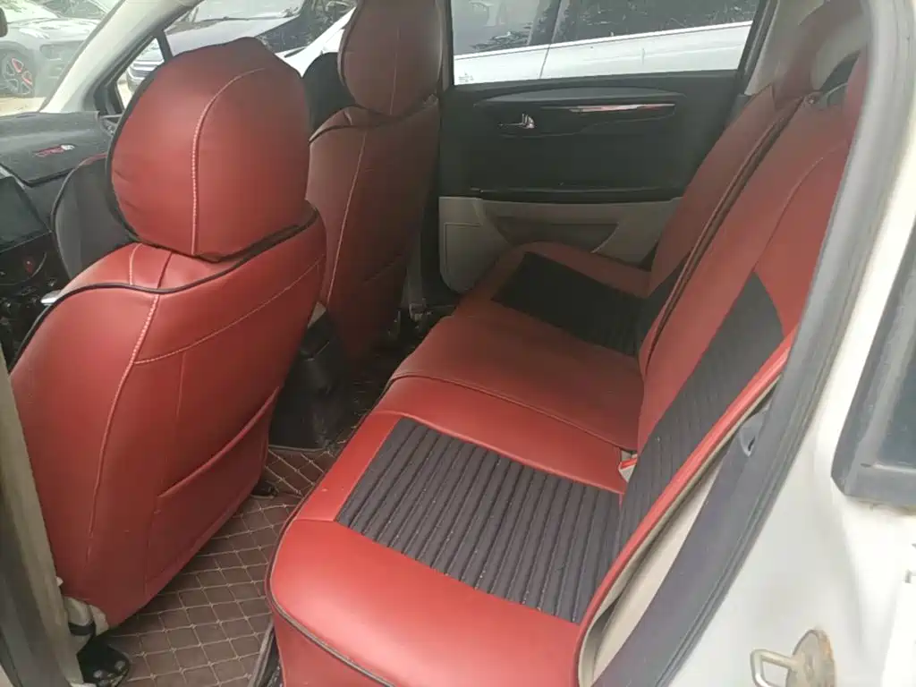 Citroën C-Quatre 2015 2013 Model Sedan 1.6L Automatic Premium Style