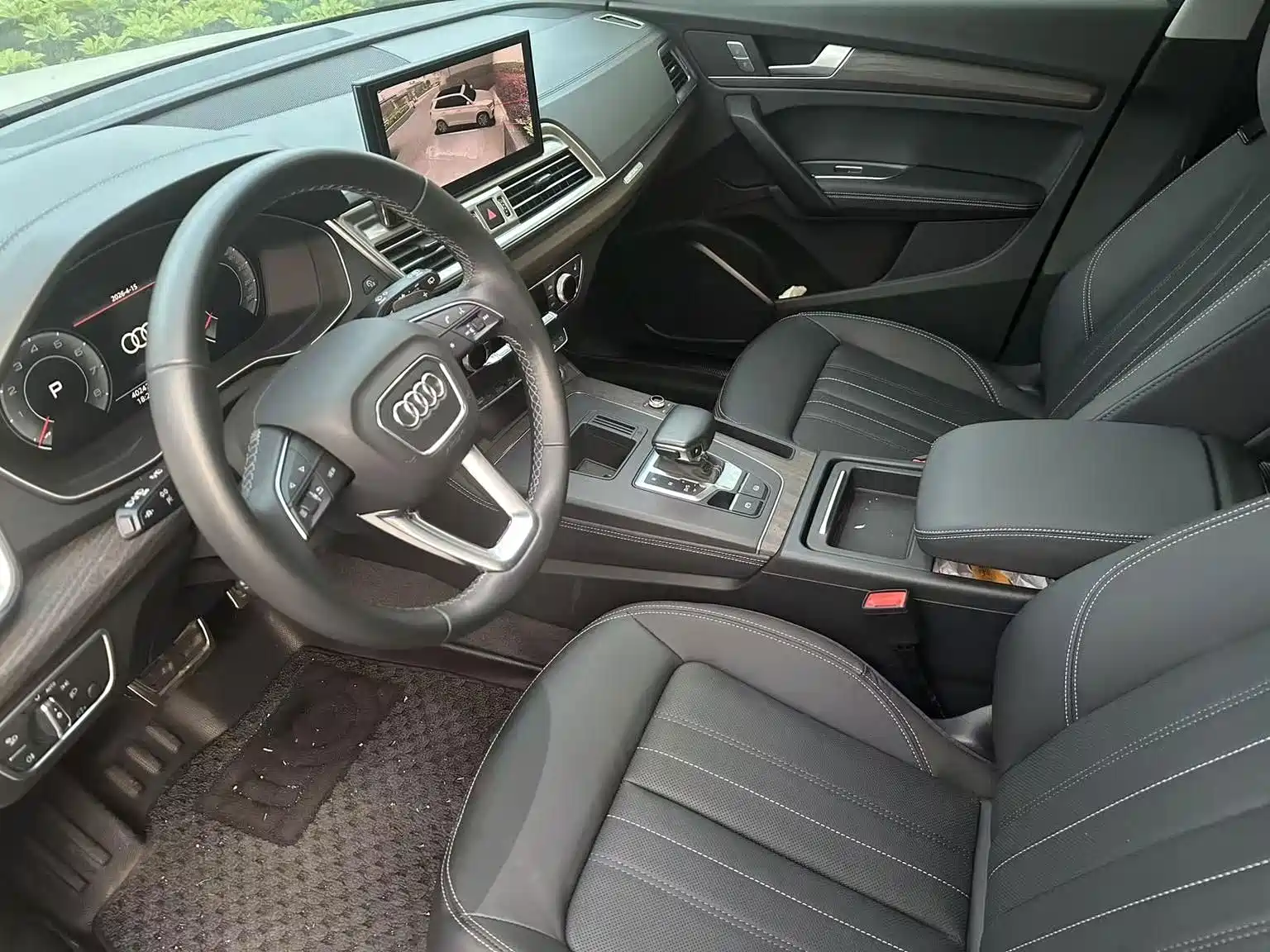 Photo 8 - Audi Q5L
