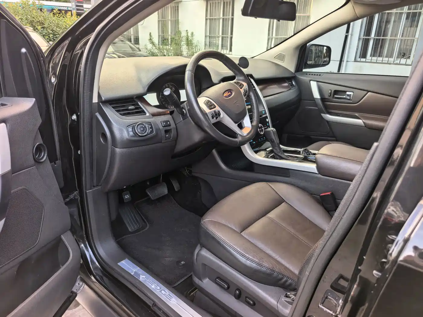 Ford Edge (Import) 2015 2012 2.0T Prestige