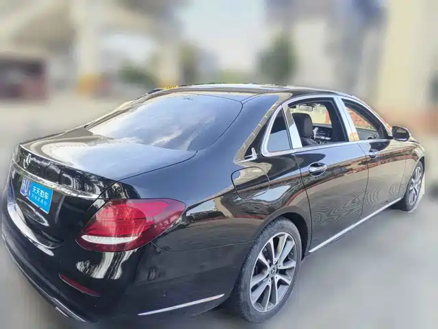 Mercedes-Benz E-Class 2020 E 260 L — фото 5