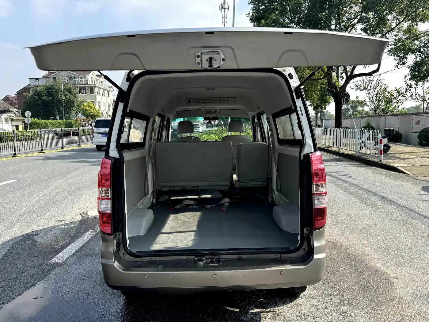 Jinbei New Hiace X30L 2018 2018 1.5L Business Edition DLCG14