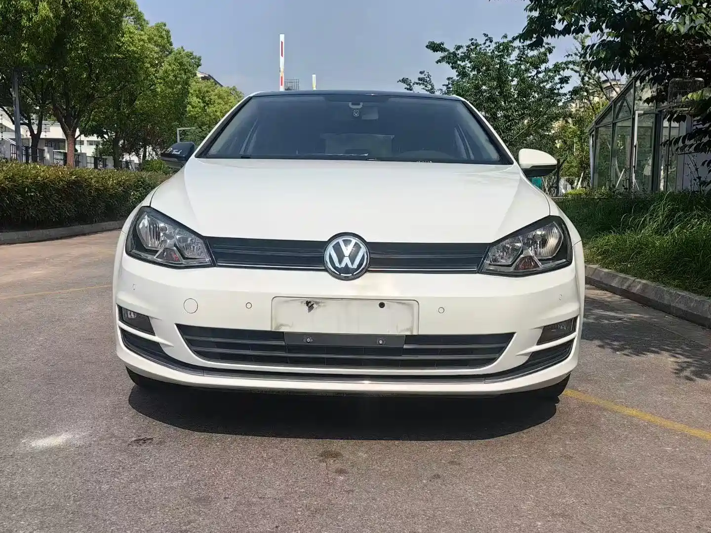 Фото 3 - Volkswagen Golf