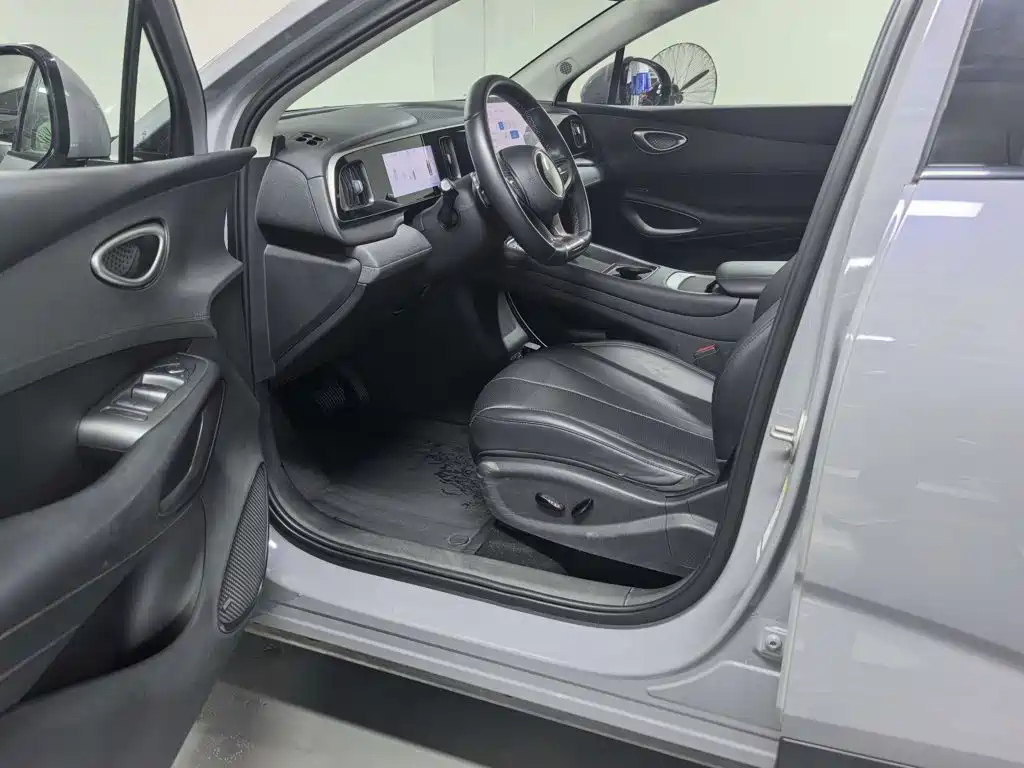 BYD Hai Shi 05 EV 2025 2025 520KM Smart Navigation Edition