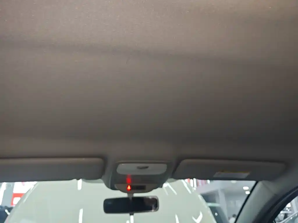 Renault Captur 2018 2015 Model 1.2T Automatic Standard Edition