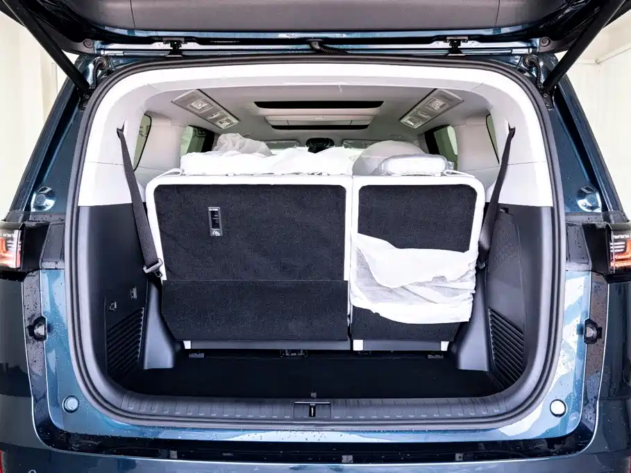Voyah Auto Voyah Dreamer 2026 2025 PHEV 4WD Kunpeng Premium Edition