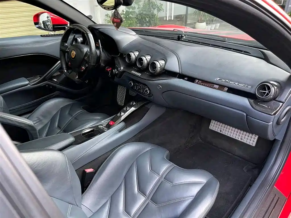 Ferrari F12berlinetta 2013 2013 6.3L Standard