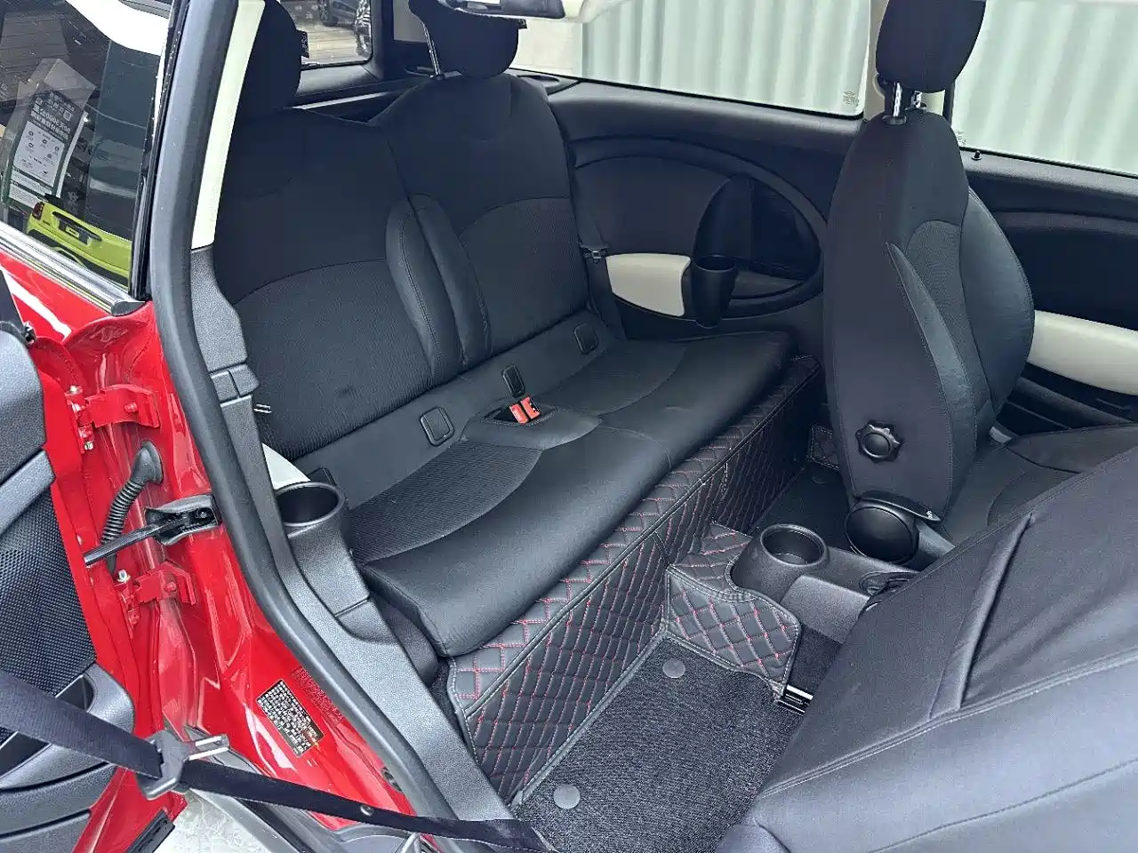 MINI CLUBMAN 2012 2011 1.6L COOPER Fun
