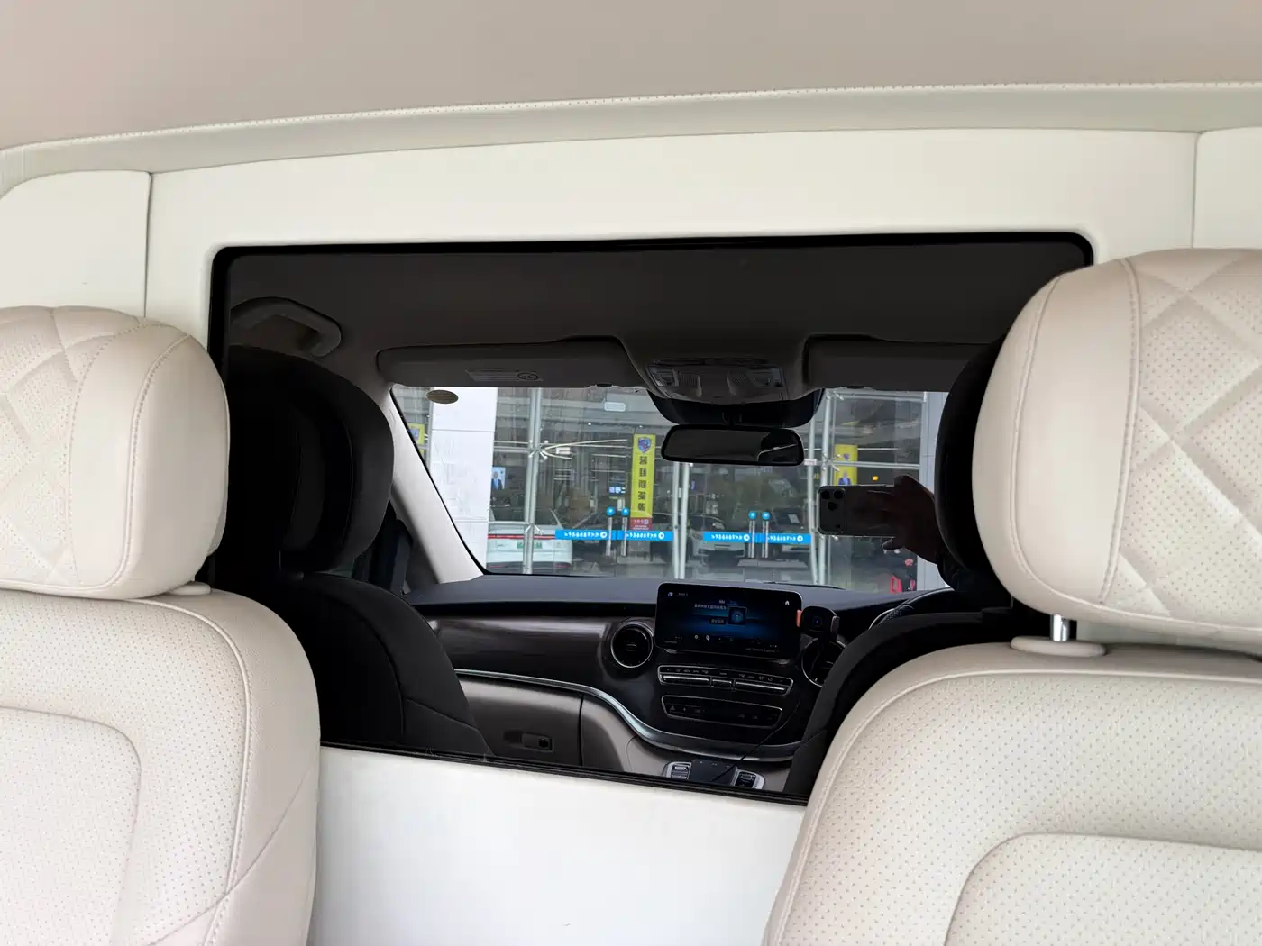 MERCEDES-BENZ V CLASS