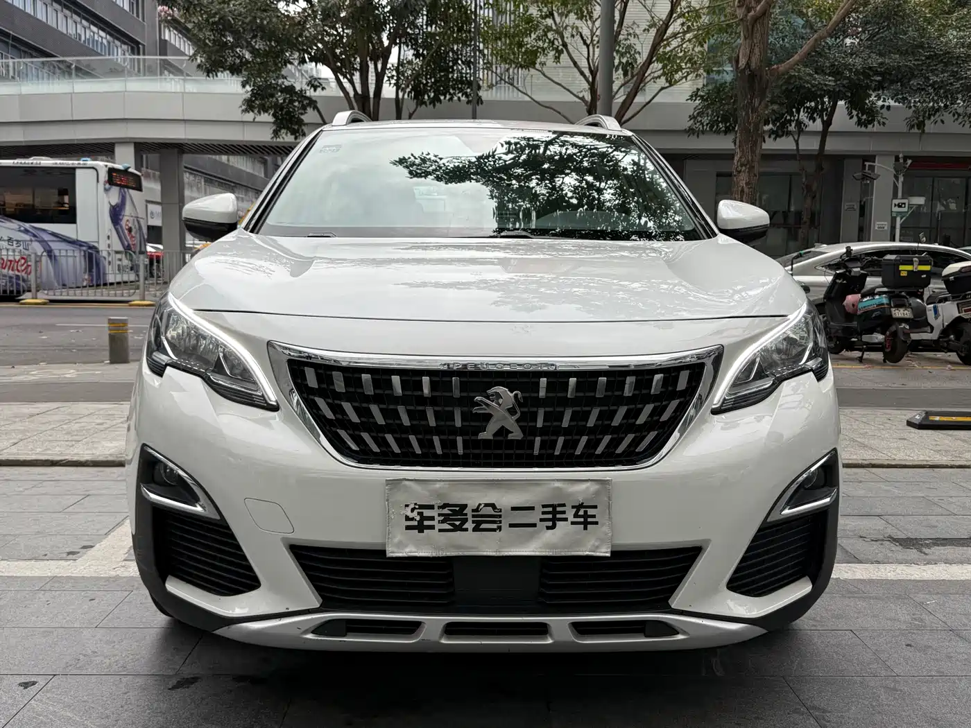 PEUGEOT 4008