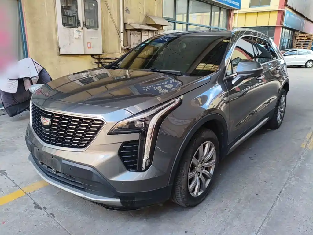 Cadillac XT4 2019 2018 28T FWD Leading Edition
