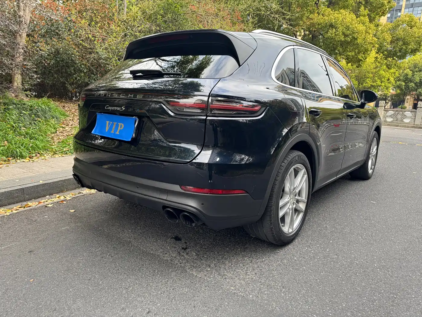PORSCHE CAYENNE