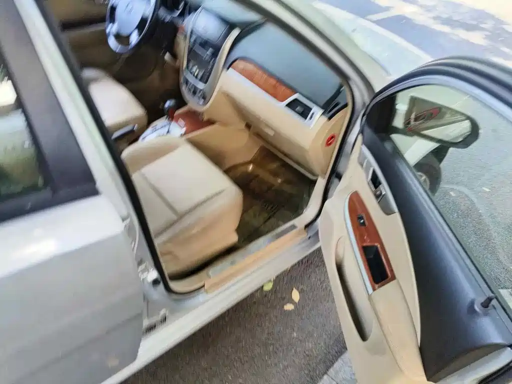 Buick Excelle 2010 2008 1.6LE-AT