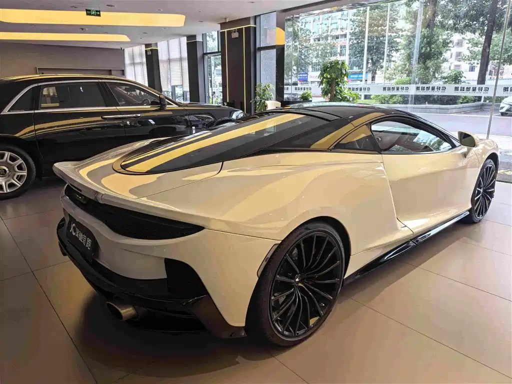McLaren GT 2023 2023 4.0T Standard Model