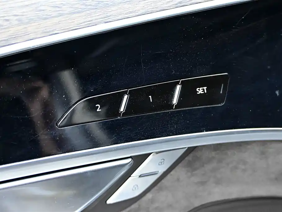 Audi A8 2019 Plus A8L 55 TFSI quattro Prestige фото 25