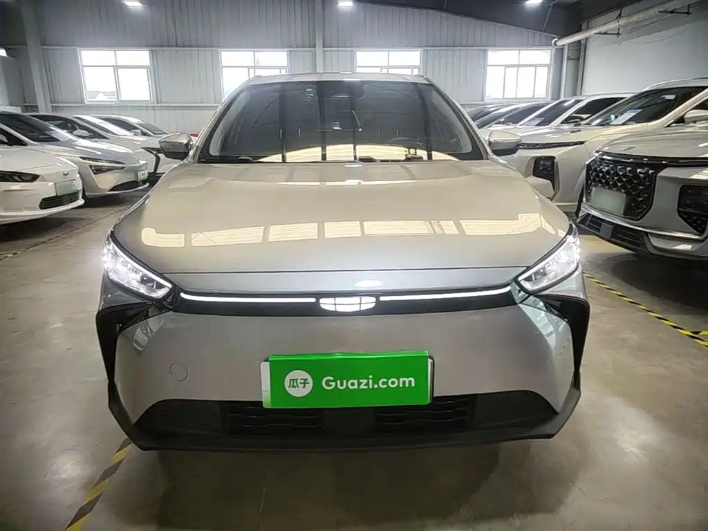 Geely Geometry M6 2023 2022 450 New Intelligence Edition