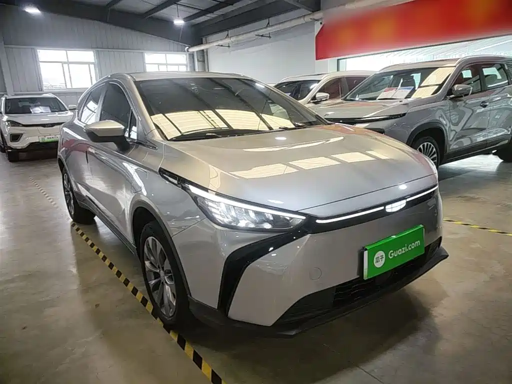 Geely Geometry M6 2023 2022 450 New Intelligence Edition