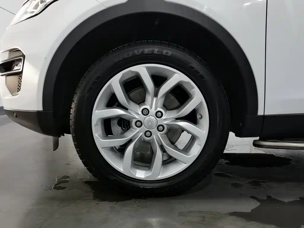 Фото 17 - Land Rover Discovery Sport