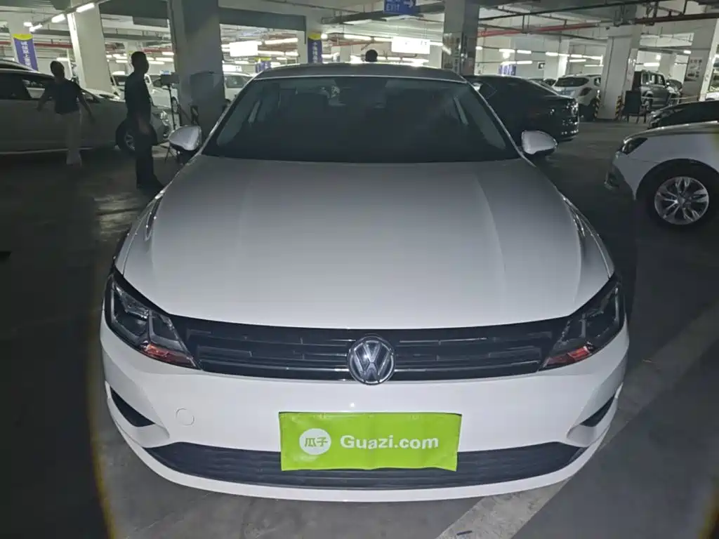Volkswagen Lamando 2016 2017 230TSI DSG Trend Edition