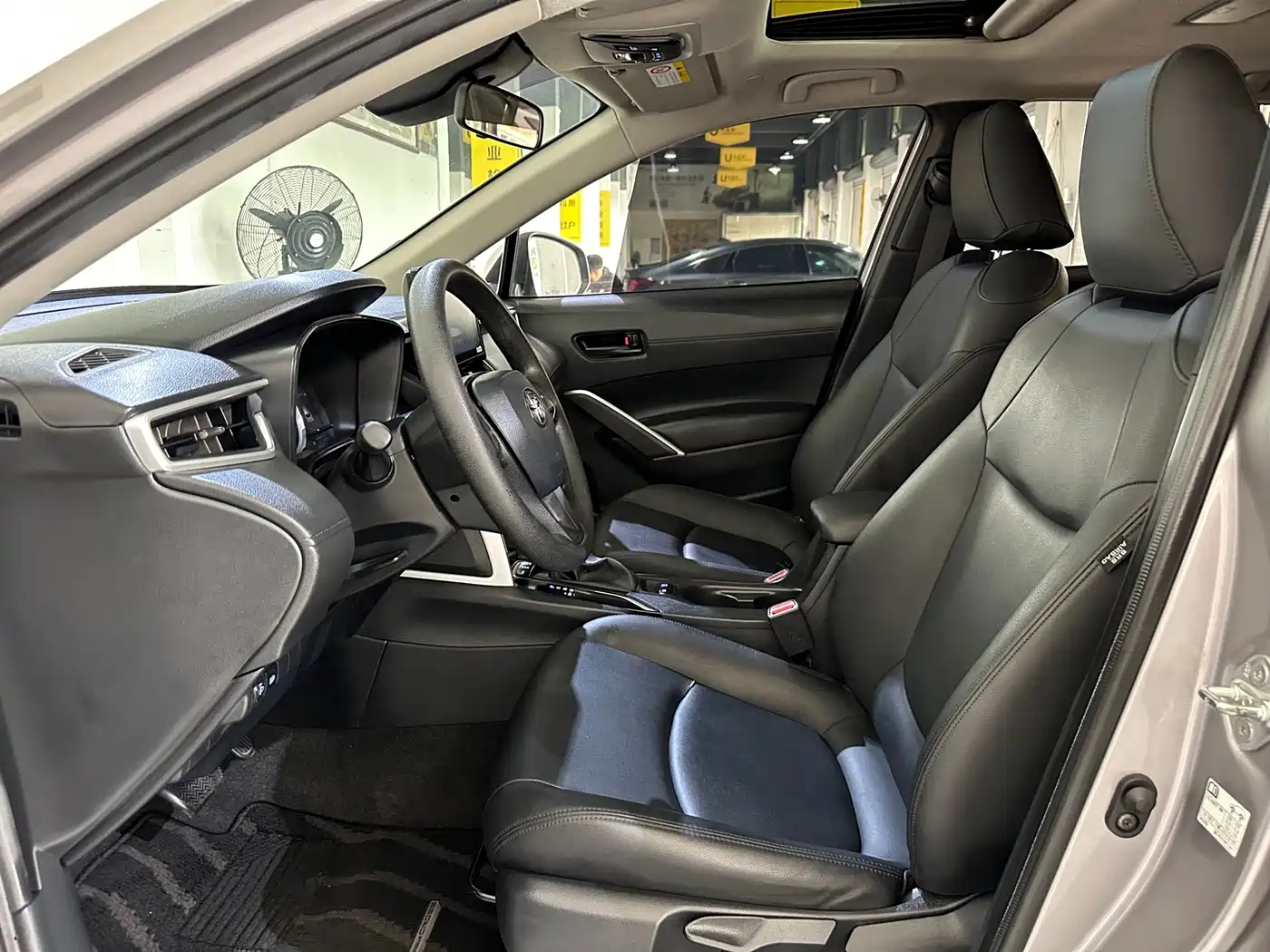 Toyota Corolla Cross 2022 2.0L Elite Edition фото 4