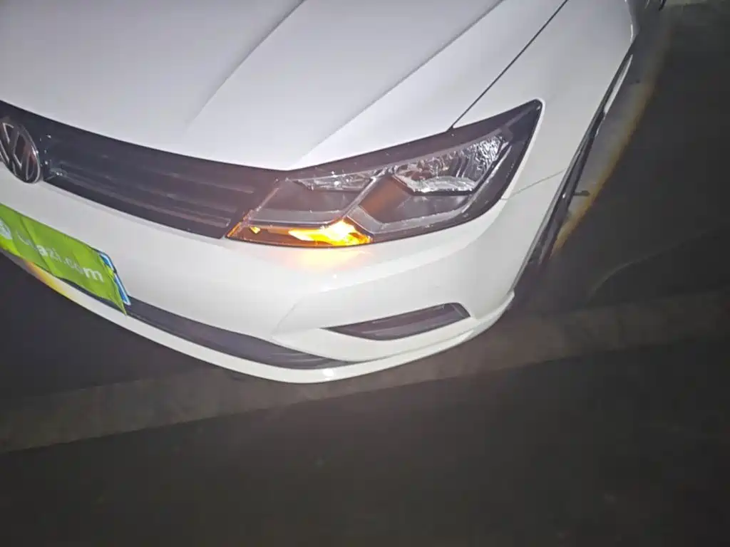 Volkswagen Lamando 2016 2017 230TSI DSG Trend Edition