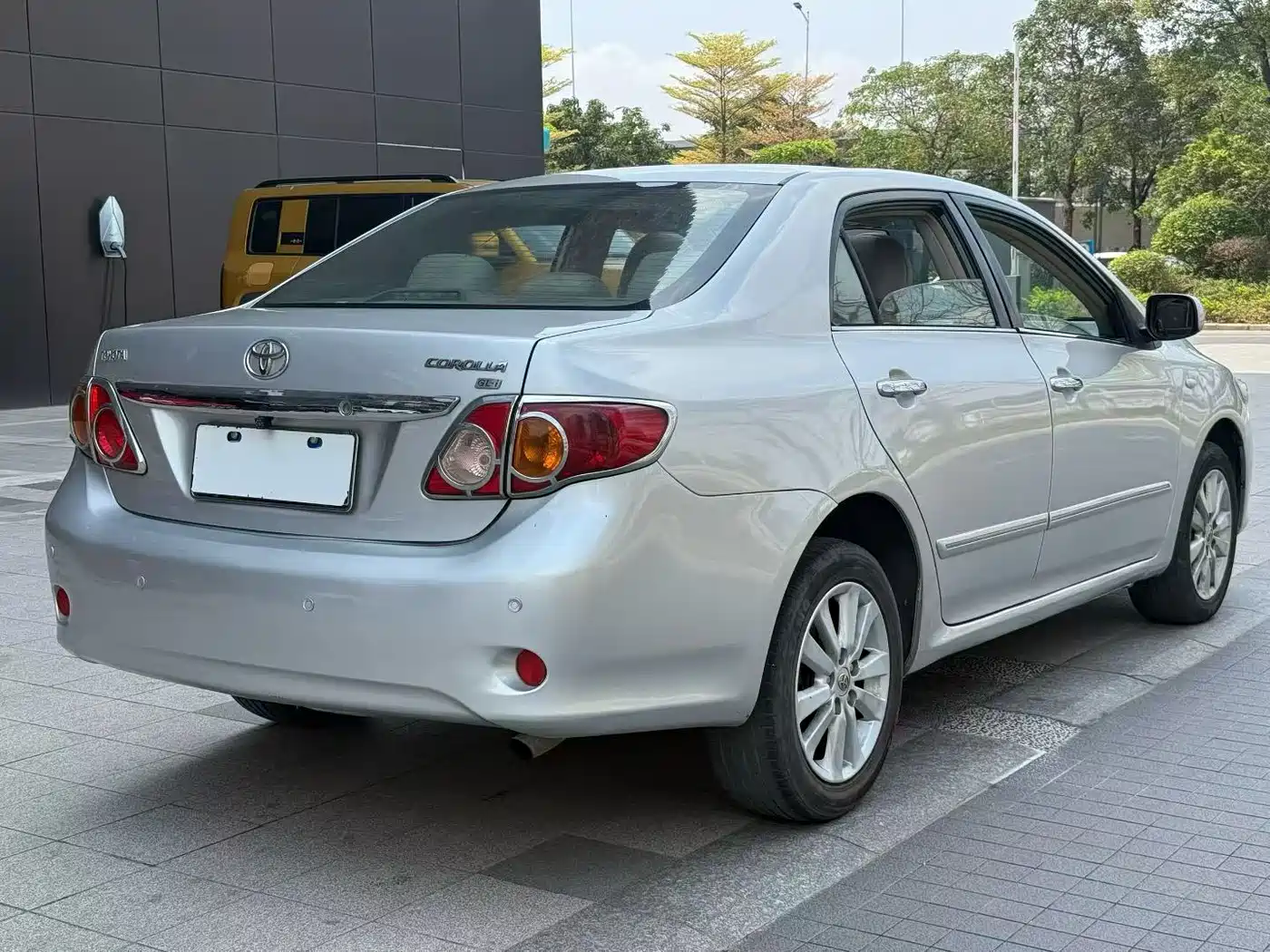 Toyota Corolla 2008 1.8L Automatic GL-i Sunroof Special Edition фото 7