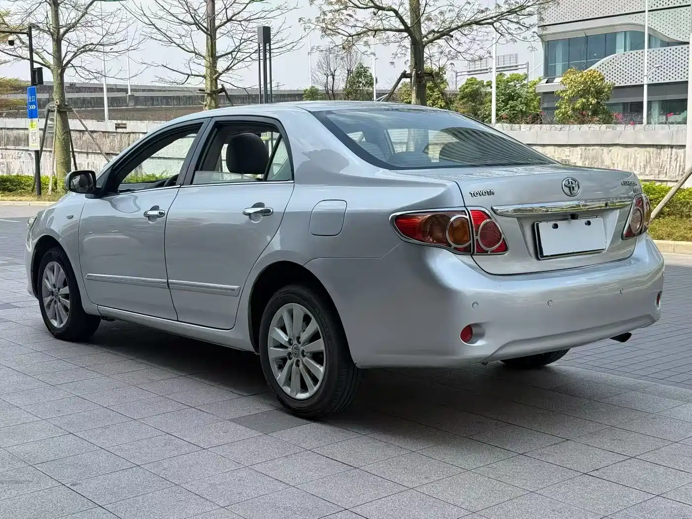 Toyota Corolla 2008 1.8L Automatic GL-i Sunroof Special Edition фото 9