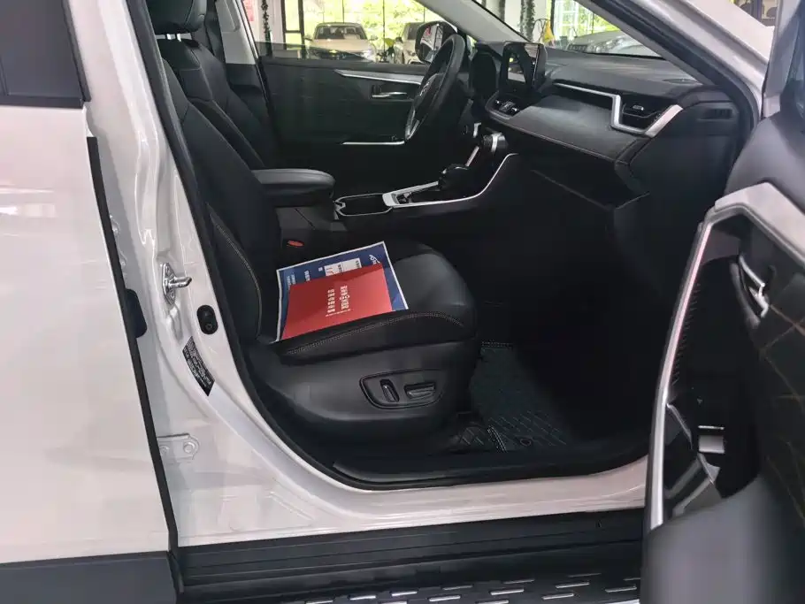 Toyota RAV4 Rongfang 2025 2024 Hybrid 2.5L E-CVT FWD Elite Plus Edition