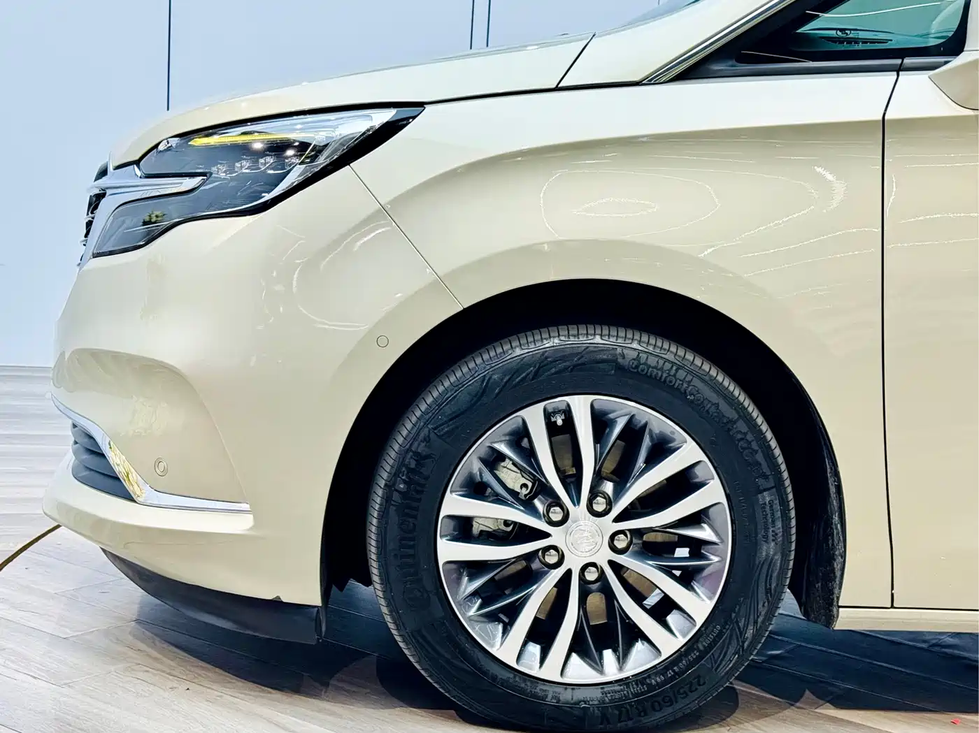 Buick GL8 2021 ES Landlord 653T Premium фото 27