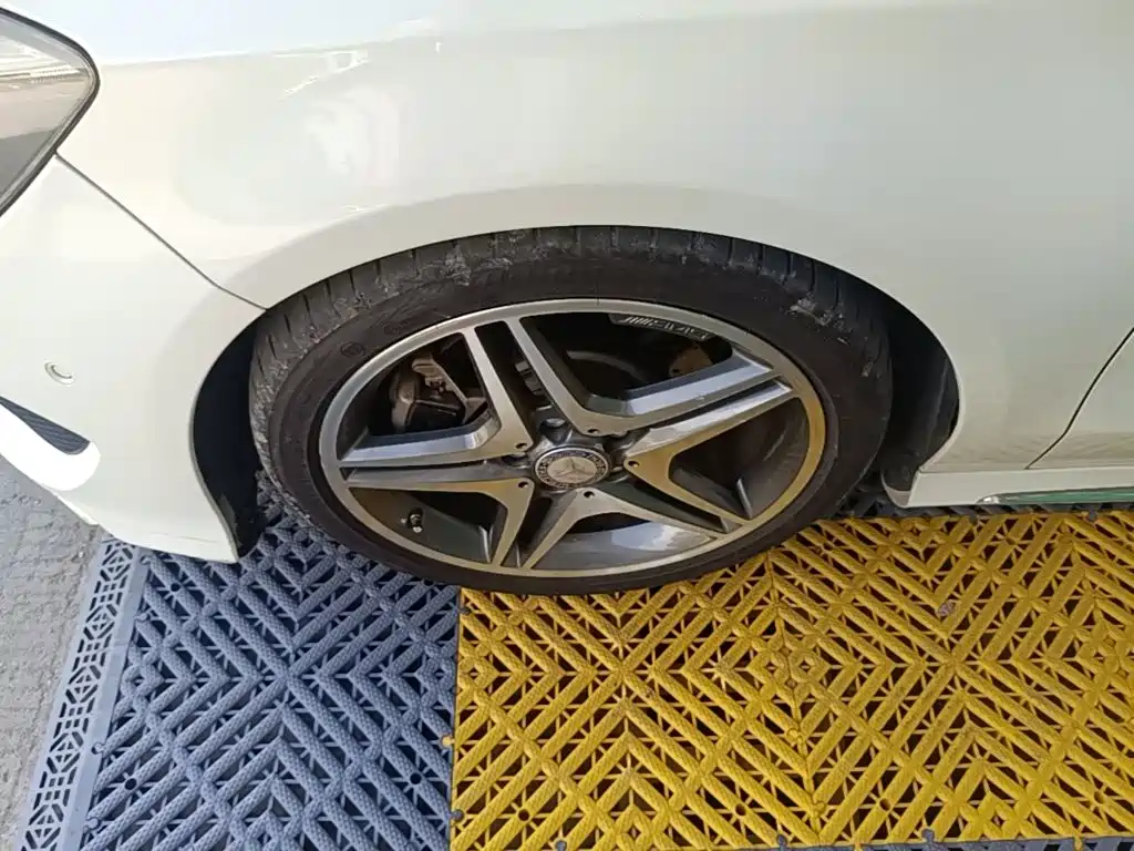 Mercedes-Benz CLA (Import) 2015 2015 CLA 220 4MATIC