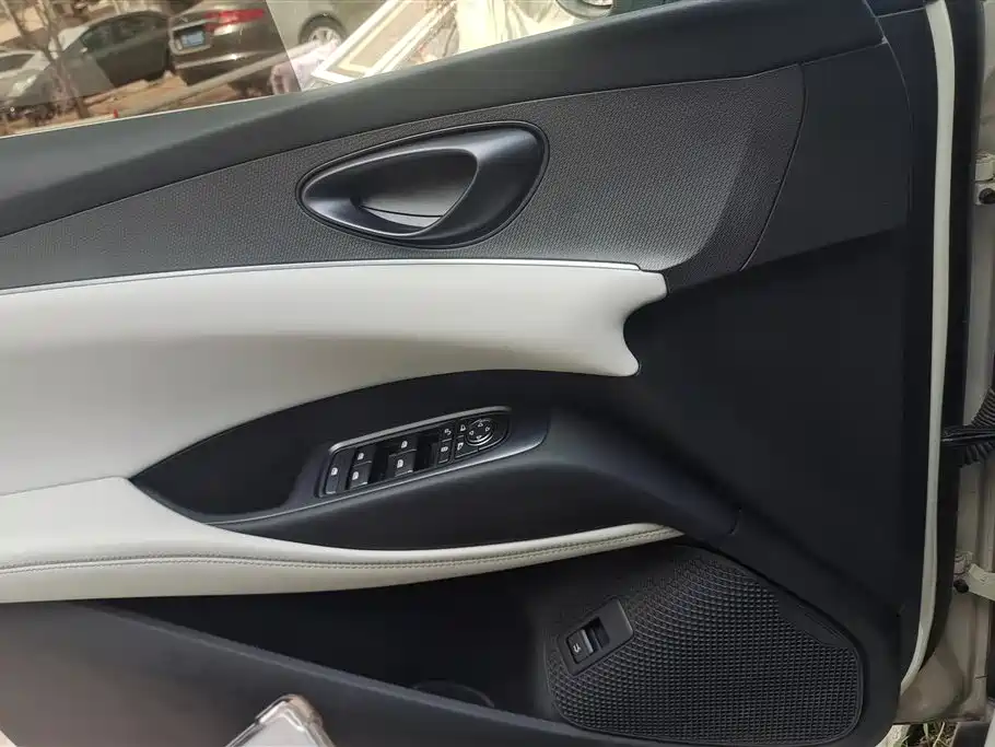 BYD SEAL 06 DM I TRAVEL EDITION